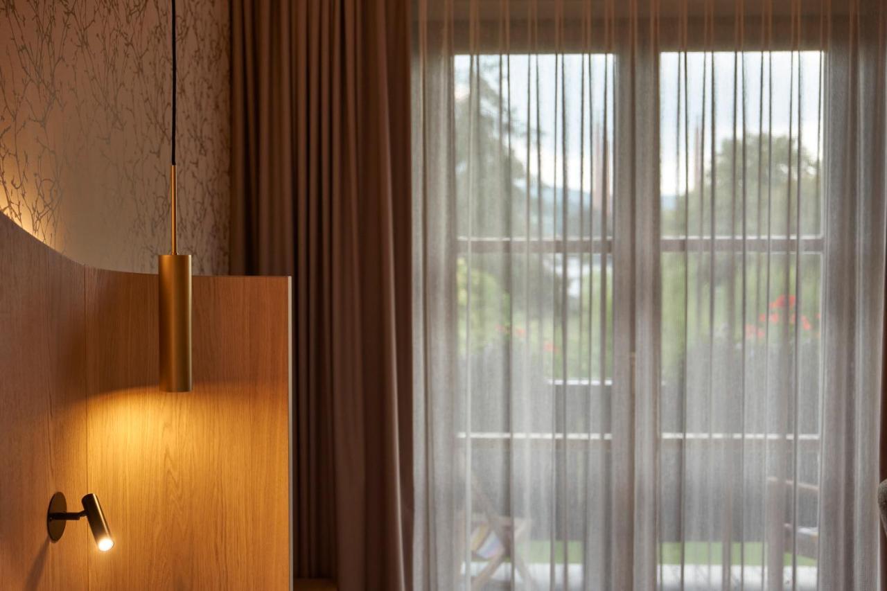 Hotel Zur Waldbahn Цвизель Экстерьер фото