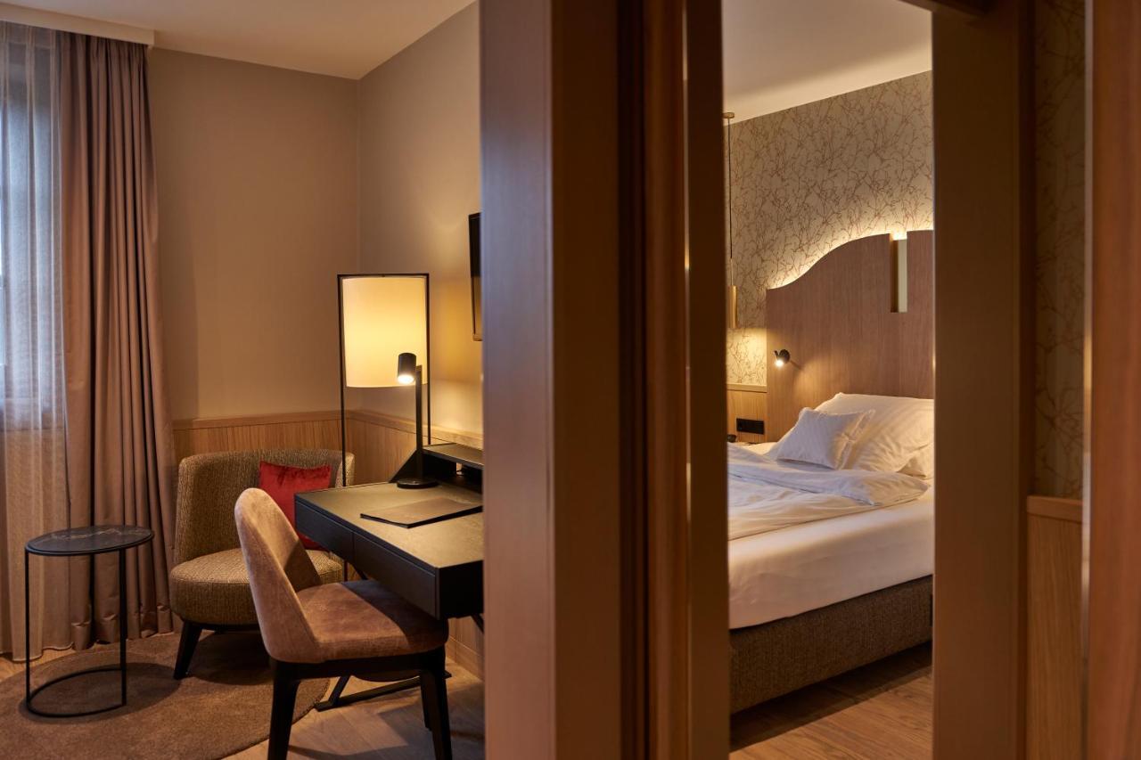 Hotel Zur Waldbahn Цвизель Экстерьер фото