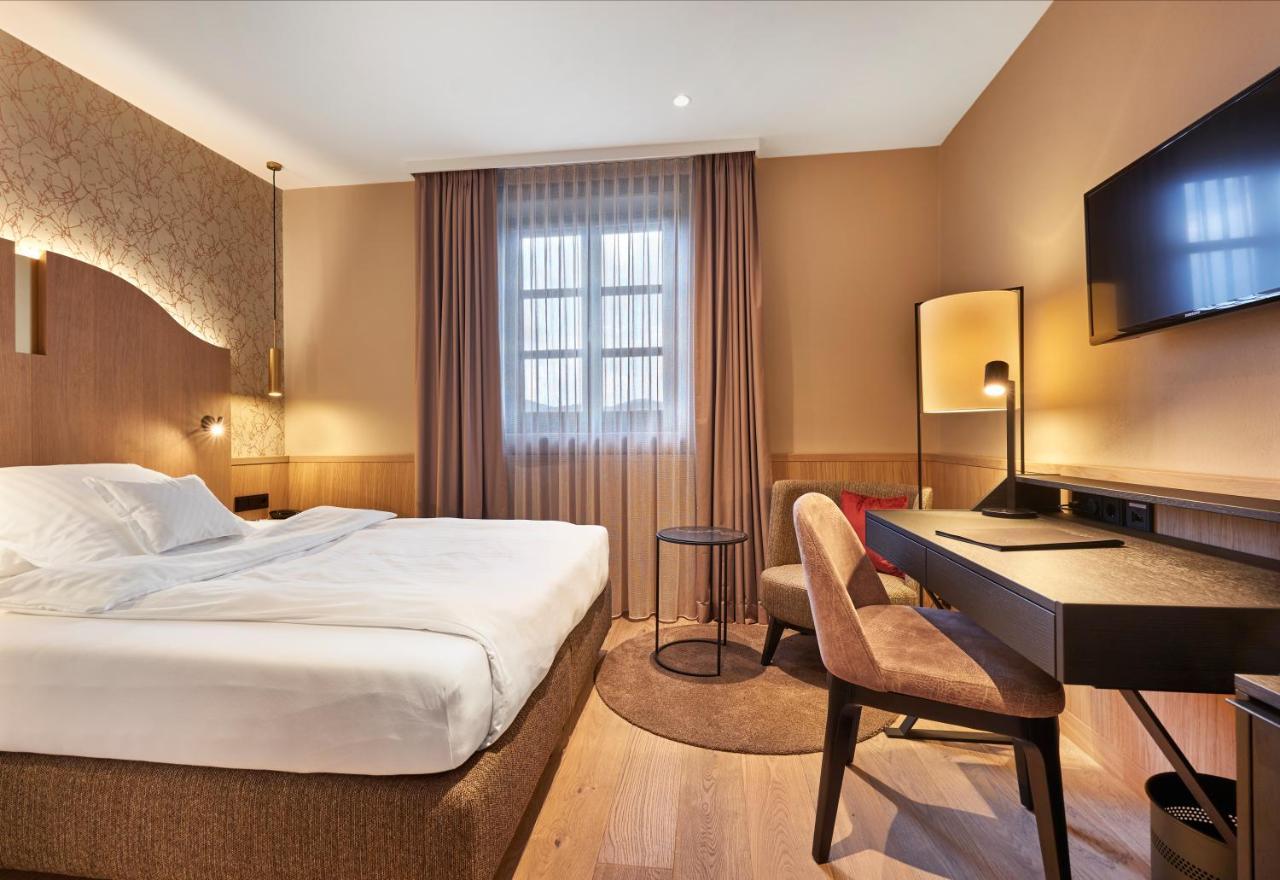 Hotel Zur Waldbahn Цвизель Экстерьер фото
