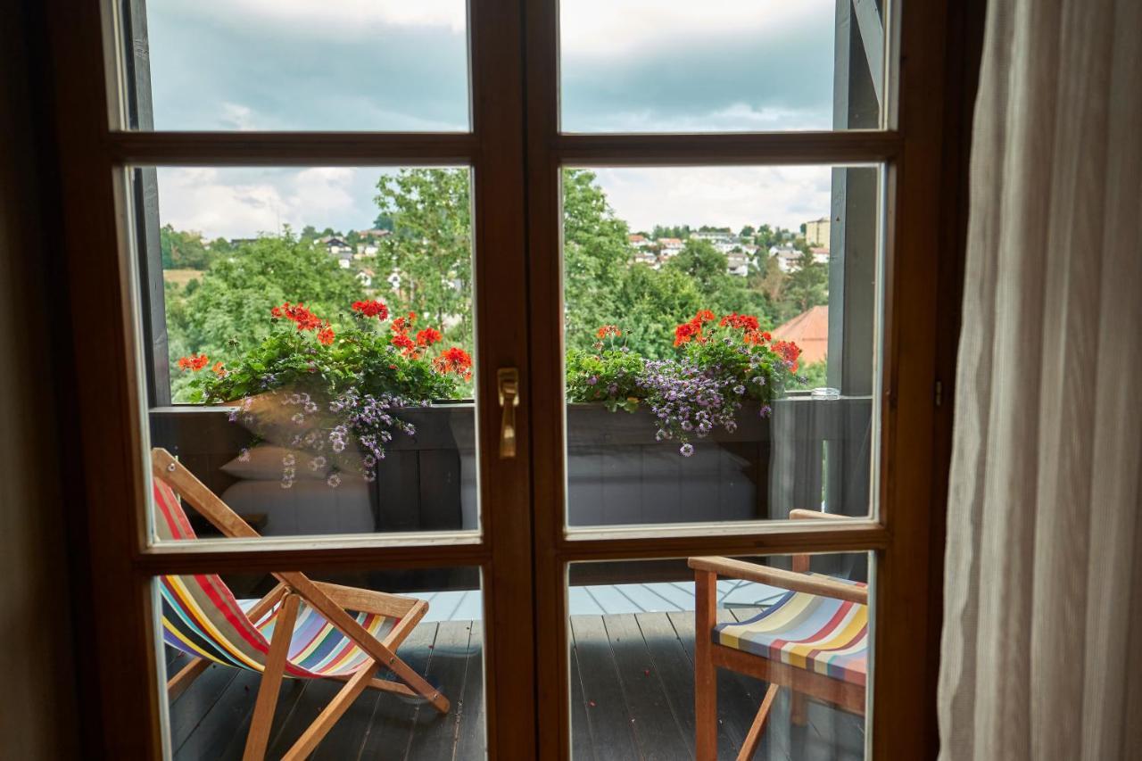 Hotel Zur Waldbahn Цвизель Экстерьер фото