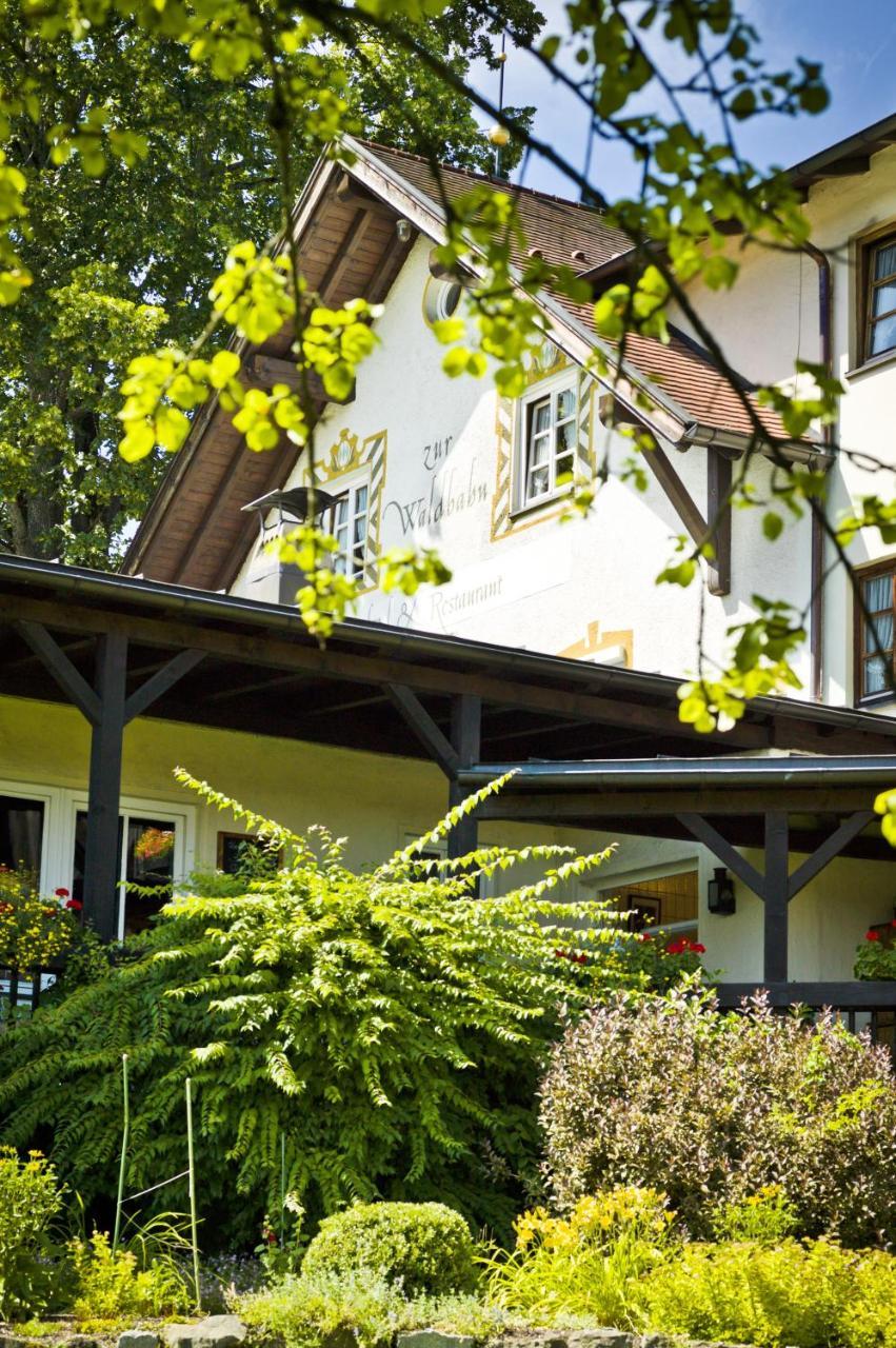 Hotel Zur Waldbahn Цвизель Экстерьер фото
